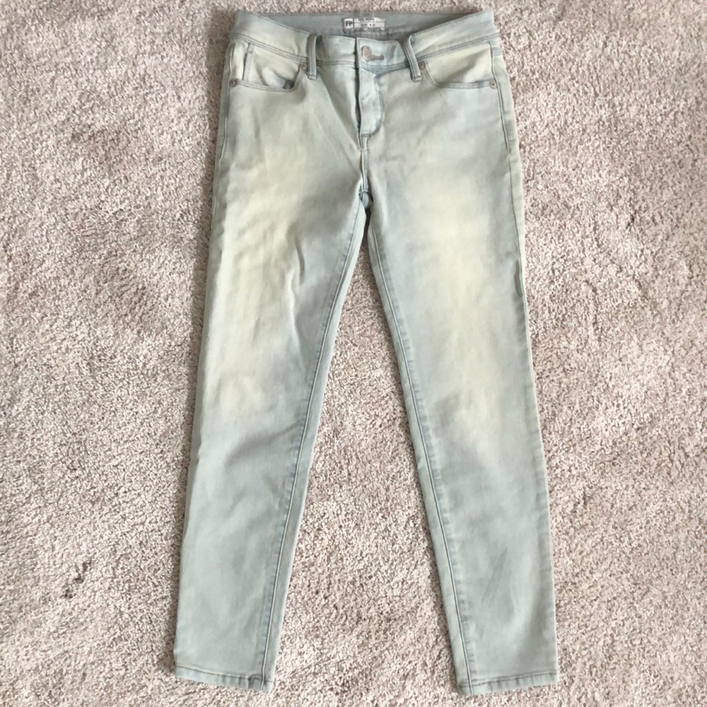 Free people light wash jeans